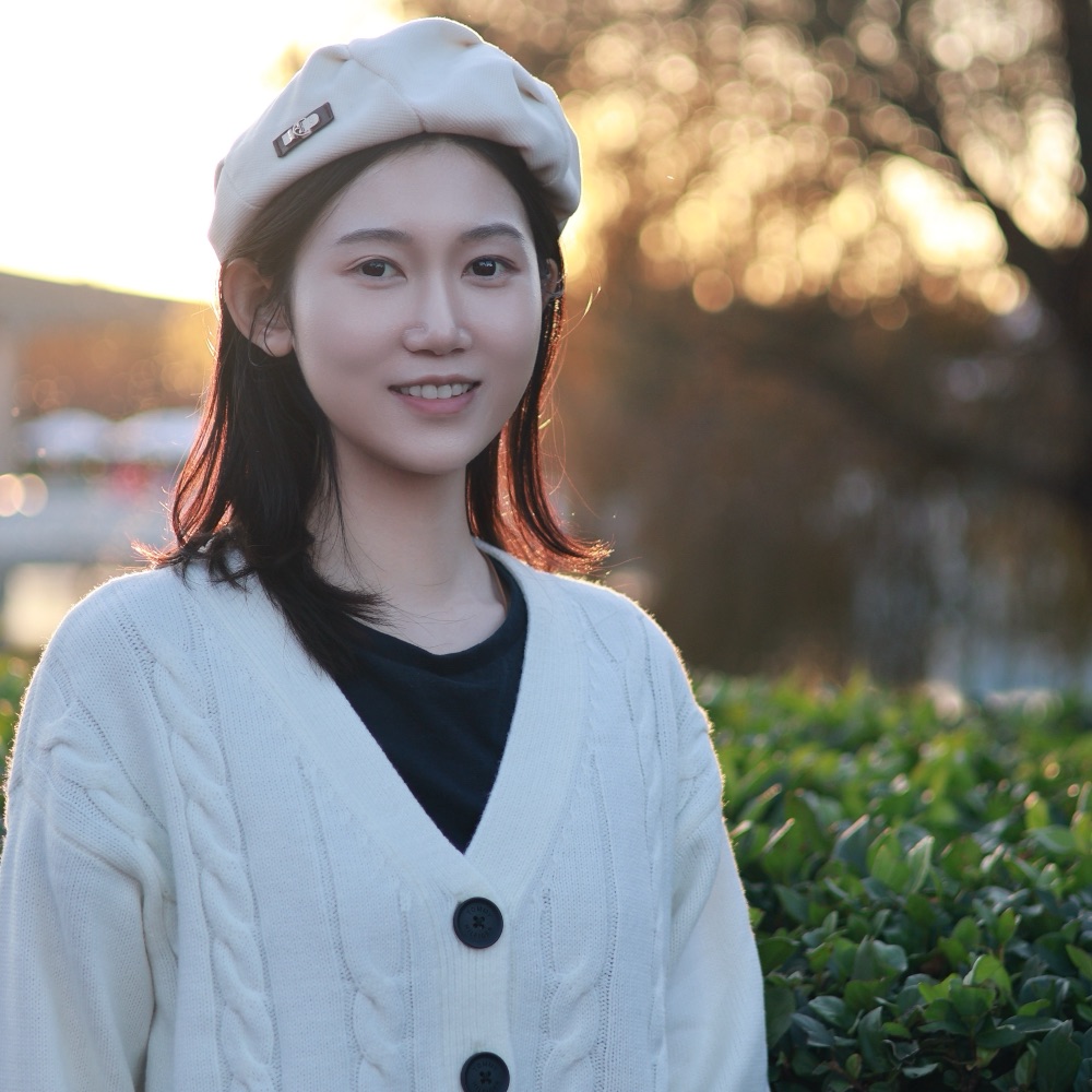Portrait of Yinyihong Liu